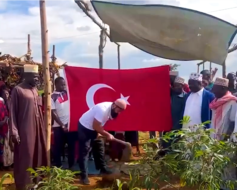 Türkiye - Uganda Kardeşlik İslam Merkezi